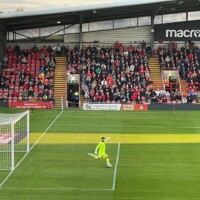 Goal kick by the Wrexham keeper Mark Howard.